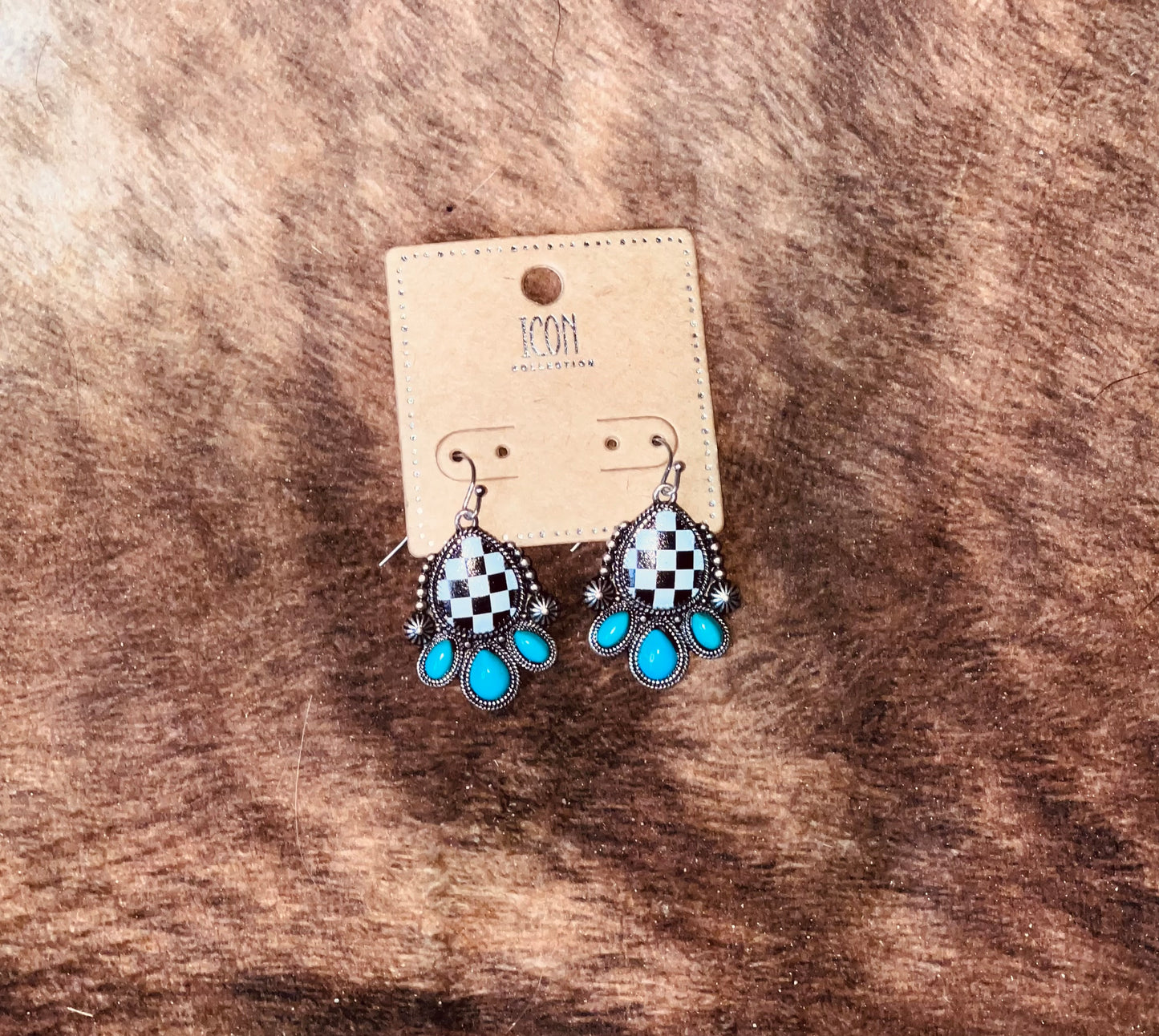 Checker Pattern Teardrop with Concho Dangle Earrings